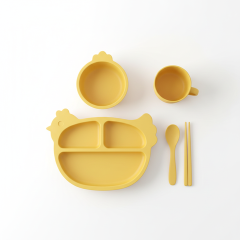 Yellow chicken tableware set product shot